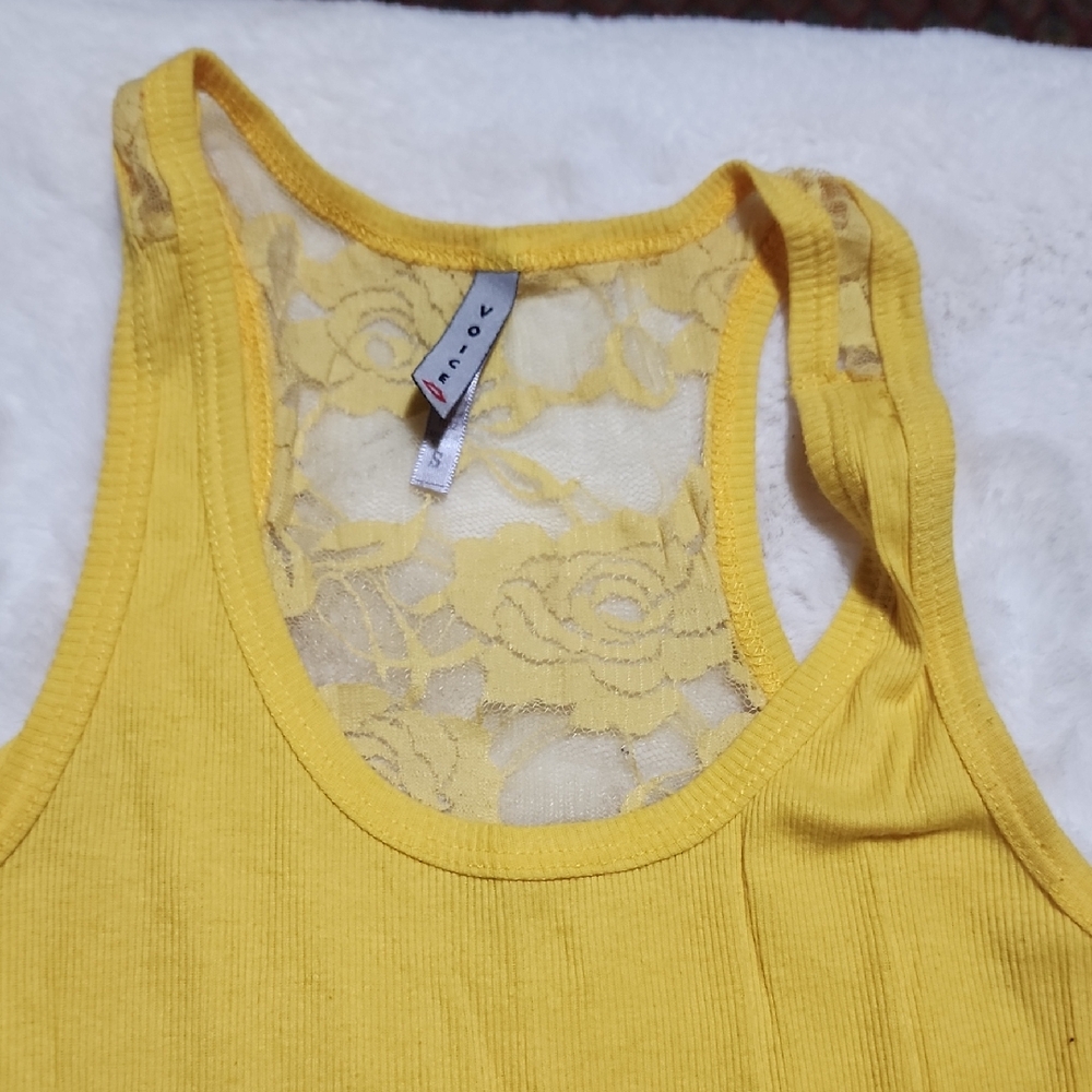 VOICE - Yellow Lace Back Tank Top. SIZE SMALL.